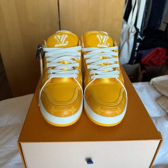 NYC 57th Street Exclusive Trainers - Picture 1 of 12